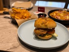 -必胜客(上海新南方商城PH店)