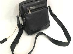 -BJG皮行天下手袋店