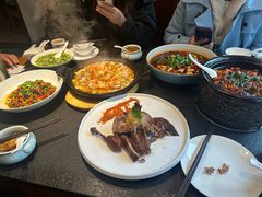 -万重锦·人文川菜馆(骡马市店)