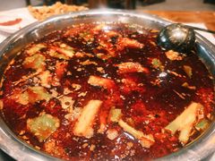 -肖肖酸萝卜鱼火锅(总店)