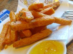 -玛格萝妮(汇智国际商业中心店)