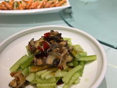 -龙咏记四季家福烤鸭中餐厅(滨湖店)