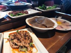 -佬土鹅肠火锅(扬中步行街店)