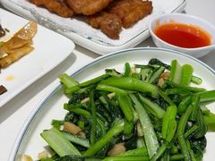 油渣炒菜心-美极鲜食坊(宝安南路店)