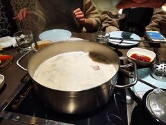 -捞王锅物料理(上海世茂广场店)