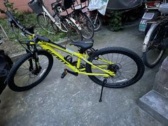 -GIANT捷安特自行车专卖店(金桥台儿庄路店)