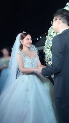 -艾米丽婚纱礼服