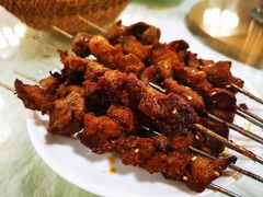 烤羊肉串-那达慕蒙古风味酒楼