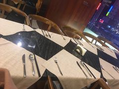 -东方红海鲜百汇(国际大厦店)