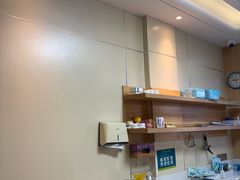 -上海仁爱医院口腔科 · 种植