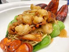 -万龙洲海鲜(大兴绿地缤纷城店)