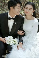 -雪中彩影婚纱摄影·微光艺术中心