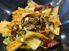 -醉人椒麻辣香锅(王府井喜悦店)