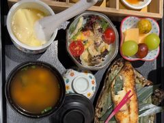 -一石三鸟烧鸟•刺身•定食套餐(南桥美谷店)