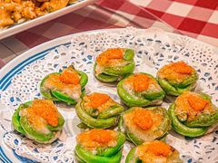 香煎蟹黄墨鱼饼-龙桥私厨·姜花菊花过桥鱼·顺德菜(容桂店)