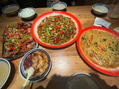 -泥糊破店小酒馆·团建聚餐(南京西路店)