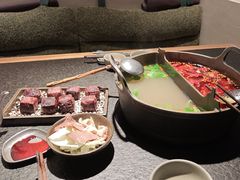 -三出山火锅(南京万象天地店)