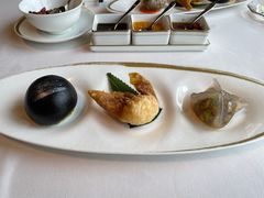 金轩点心拼盘-金轩中餐厅 Jin Xuan(浦东丽思卡尔顿酒店)