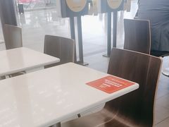-麦当劳(深圳北站高铁店)