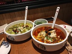 -渝是乎酸菜鱼(龙旗购物中心店)