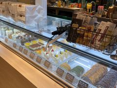 -Dough&Joe团憩(瑞虹天地月亮湾店)