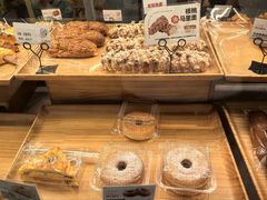 -皇冠幸福里动物奶油生日蛋糕(中山大道二中店)