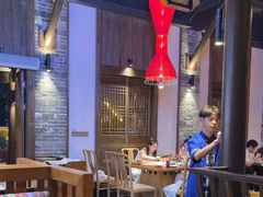 -野山舂·贵州现舂酸汤牛肉(东山店)