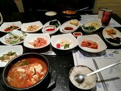 -青松馆韩国料理(香港中路佳世客店)