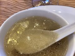 -上海滴水湖皇冠假日酒店