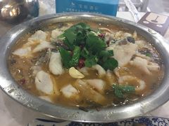 -金良酸菜鱼(宁海路总店)