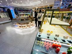 -宝龙城(杭州滨江店)