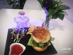 威克特汉堡-威克特披萨汉堡