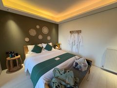 -华凌山庄·隐湖栖