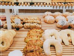 -焙丽拾光(麦凯乐直营店)