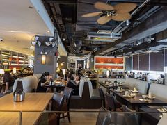 大堂-大头虾越式风味餐厅(光明广场店)
