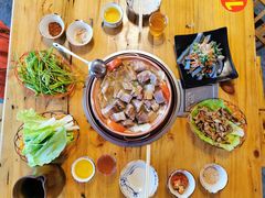 -阿婆情腊排骨火锅(金虹路店)