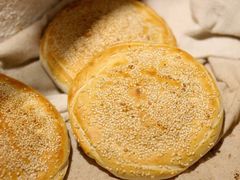 -三兄弟高炉烧饼