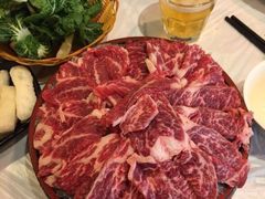 -鲜入围煮花胶鸡海鲜火锅