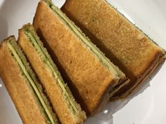 咖椰吐司-HELLO 27 意面·沙拉·帕尼尼