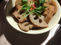 卤藕-巴厘龙虾·榜首油焖大虾(洞庭·艺术洋房店)