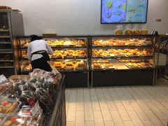 面包甜点陈列柜-山崎面包(百联世纪店)
