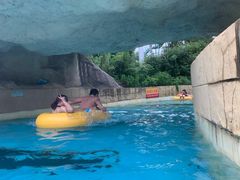 -汤山欢乐水世界