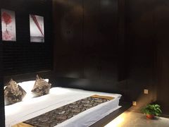 -大连步云山老汤度假山庄