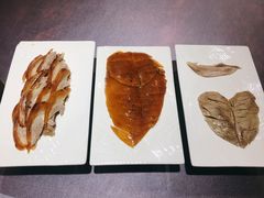 至尊烤鸭-鸭王烤鸭店(三里河店)