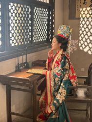 -城市花园婚纱摄影