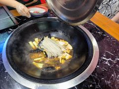 -边江铁锅炖鱼(振八街店)