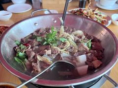 -大众跷脚牛肉馆·非遗传承单位(峨眉山店)