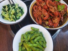 -虾弄弄海派小龙虾·牛羊蝎子火锅