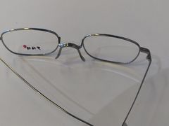-罗伯特眼镜·蔡司官方授权(前海桂湾店)