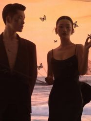 点击看大图 -至臻微拉婚纱摄影